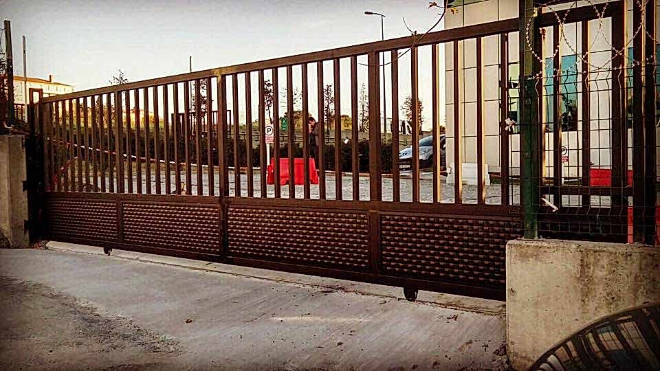 Sürgülü (Raylı) Kapılar